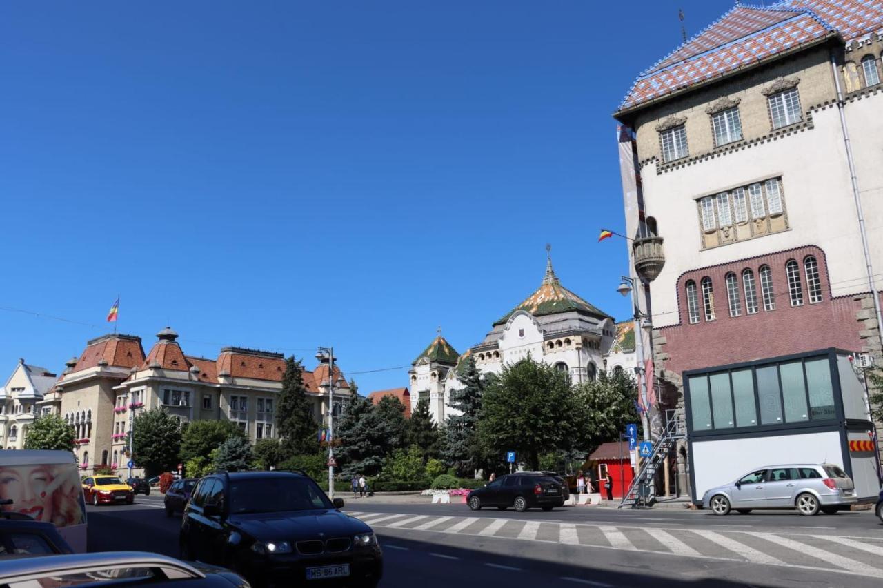 Central Apartment Targu Mures Exterior photo